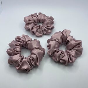 Light Purple Scrunchie - Image 1