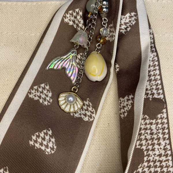 Skin Shell Tote Bag